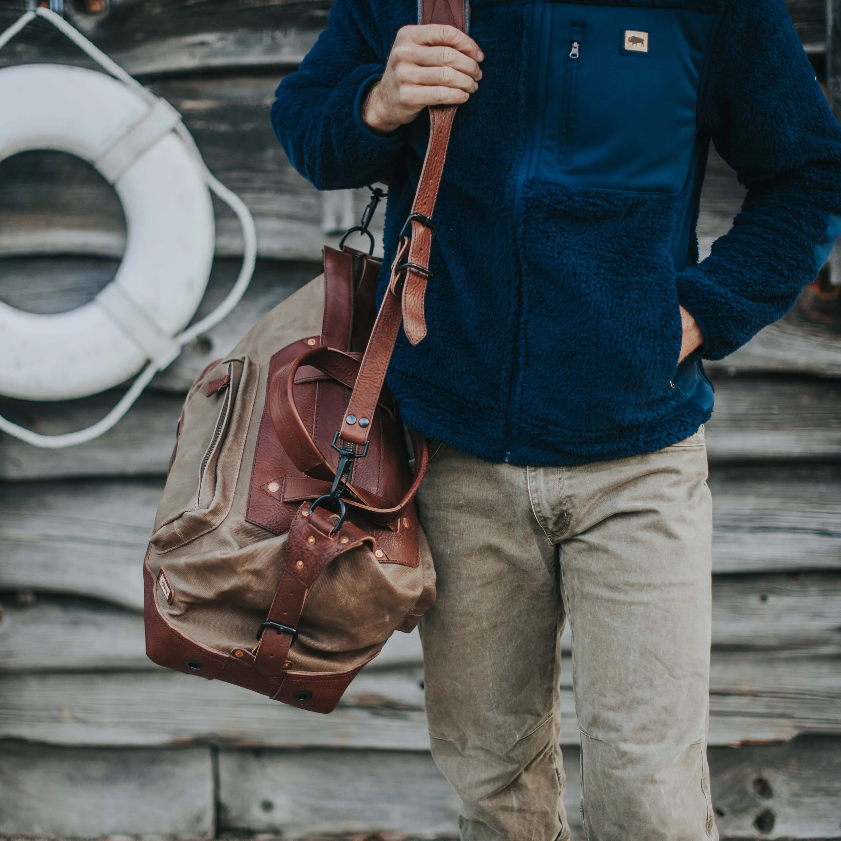 Dakota Waxed Canvas Weekend Bag | Field Khaki w/ Chestnut Brown Leather