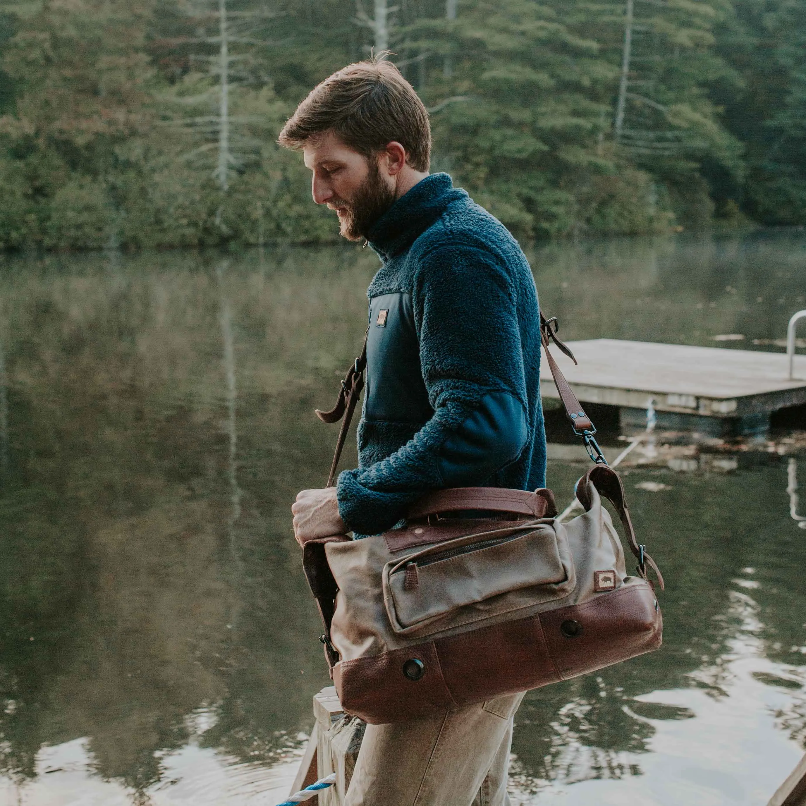 Dakota Waxed Canvas Weekend Bag | Field Khaki w/ Chestnut Brown Leather