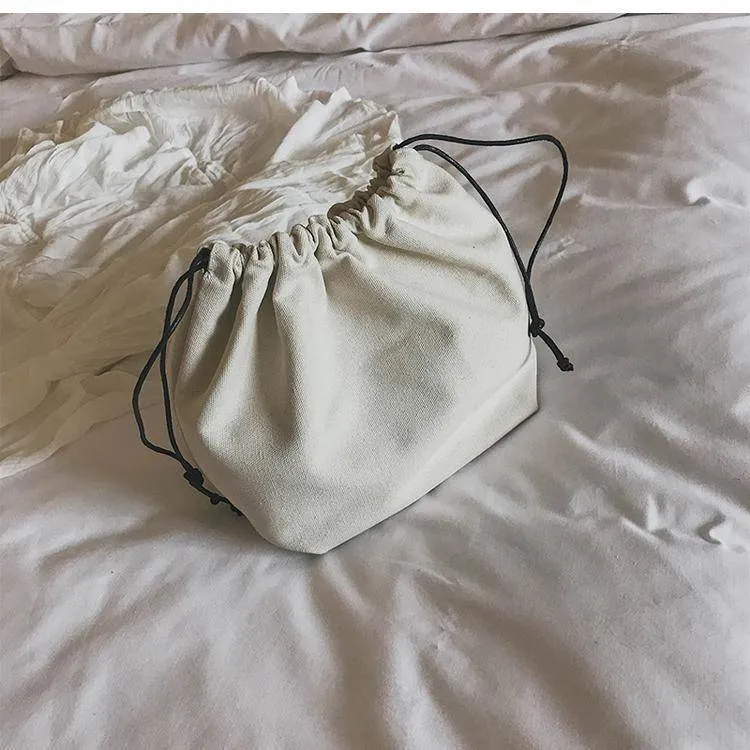 Medium size Chain bucket  Shoulder bag